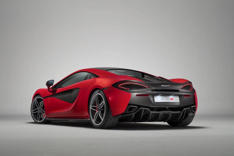  McLaren 570S Design Edition 1 2017 года  (фото 3 из 6)